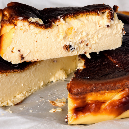 Large Cheesecake Vasco |Made with organic grass fed whey protein | 15 gr protein per portion (For 15-16 people)